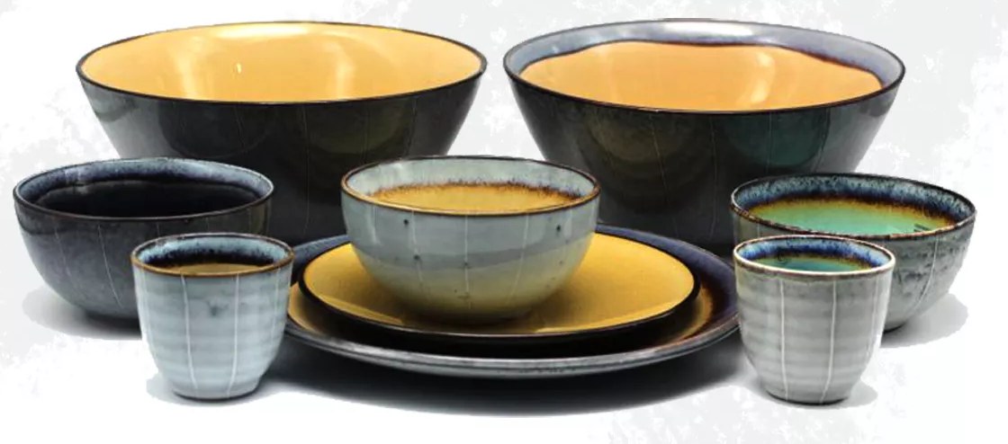 Reactive glaze stoneware dinnerware